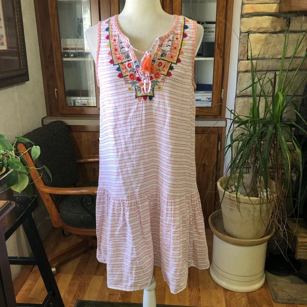 BEACH LUNCH LOUNGE SIZE MEDIUM WHITE/RED STRIPED FULLY LINED DRESS SIZE MEDIUM - Picture 1 of 5